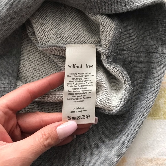 Wilfred Free - Shrunken Crewneck Sweatshirt - Picture 6 of 10